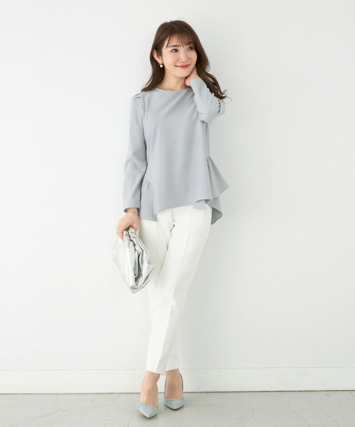 新色追加日本製手洗い可トップスレディース長袖オフィスかわいいきれいめおしゃれ春白黒アンチピリングジョイントスペース