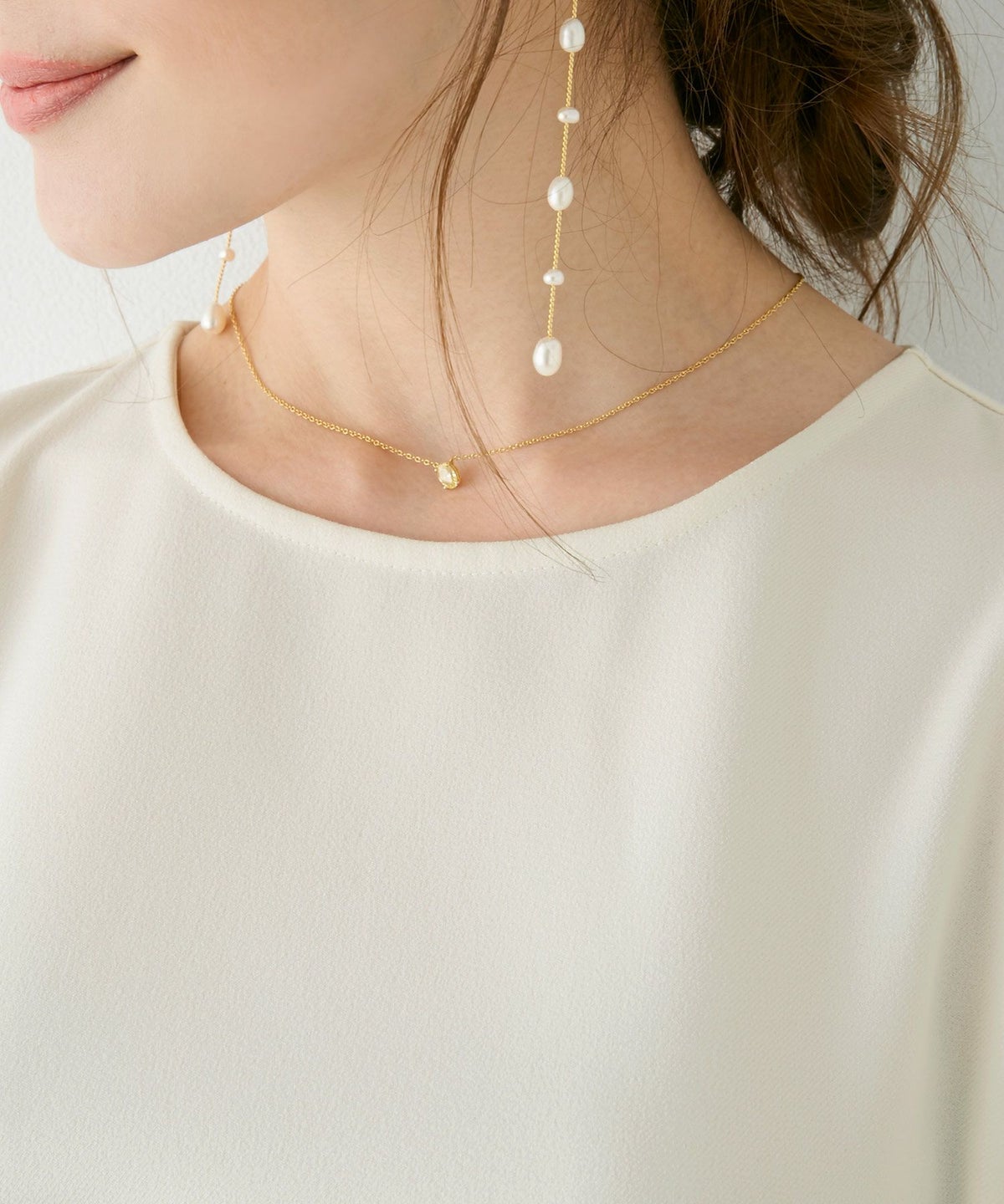 新色追加日本製手洗い可トップスレディース長袖オフィスかわいいきれいめおしゃれ春白黒アンチピリングジョイントスペース