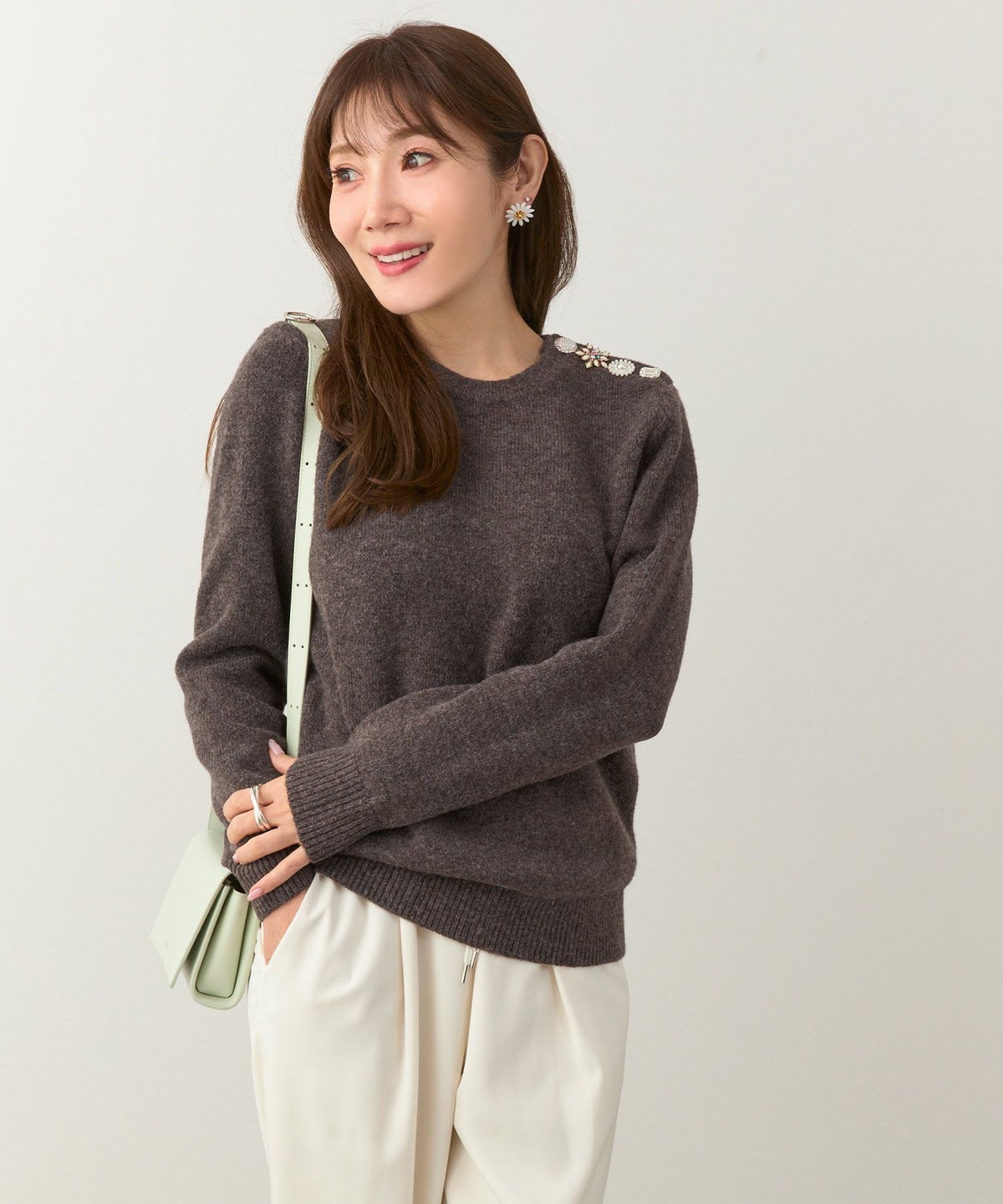 新色追加/長袖/ビジュー/ざっくり/ボタン/モチーフ