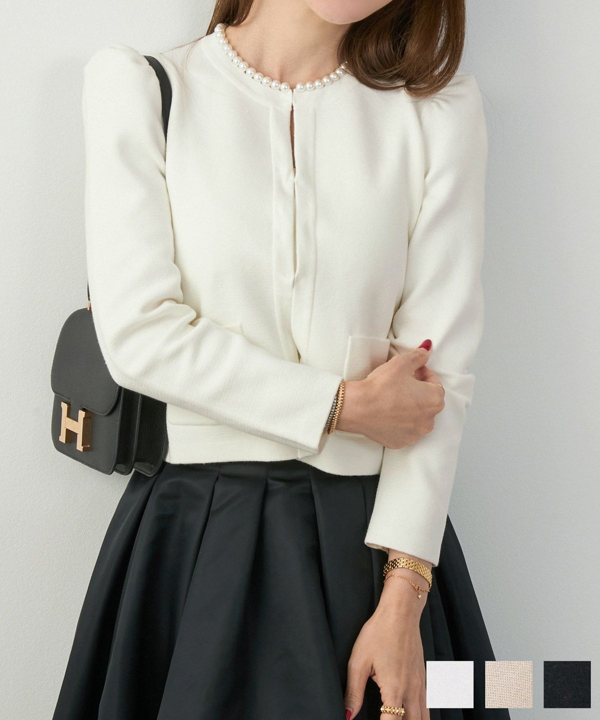 新色追加 レディース ジャケット 秋冬春 女性 シンプル かわいい オフィス おしゃれ 長袖 上品 お呼ばれ ジョイントスペース カーディガン パールネック ニット Liala×PG