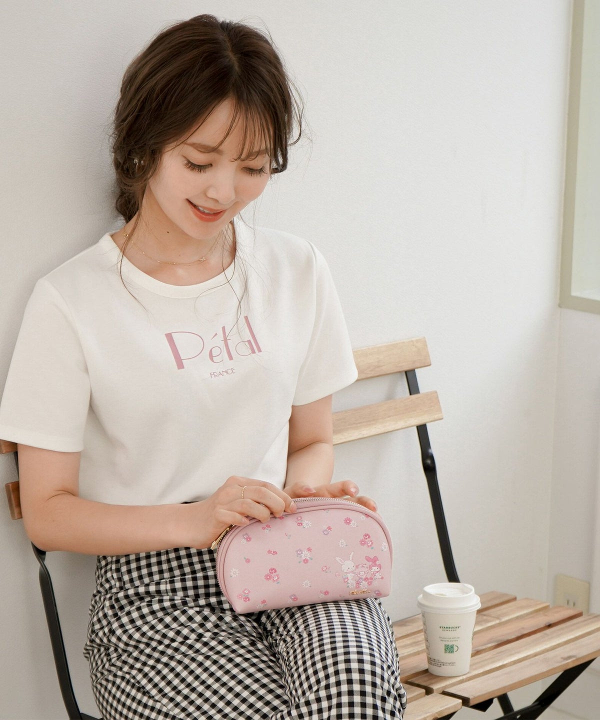 ポーチ/小物/サンリオ/マイメロディ/マイスウィートピアノ/ウィッシュミーメル/キキララ/ポムポムプリン/シナモロール/ポチャッコ/タキシードサム/コラボ/リトルツインスターズ/グッズ/コスメ/メイク/文具/化粧品/旅行/ピンク/ピンクベージュ/ブルー/サックス/合皮