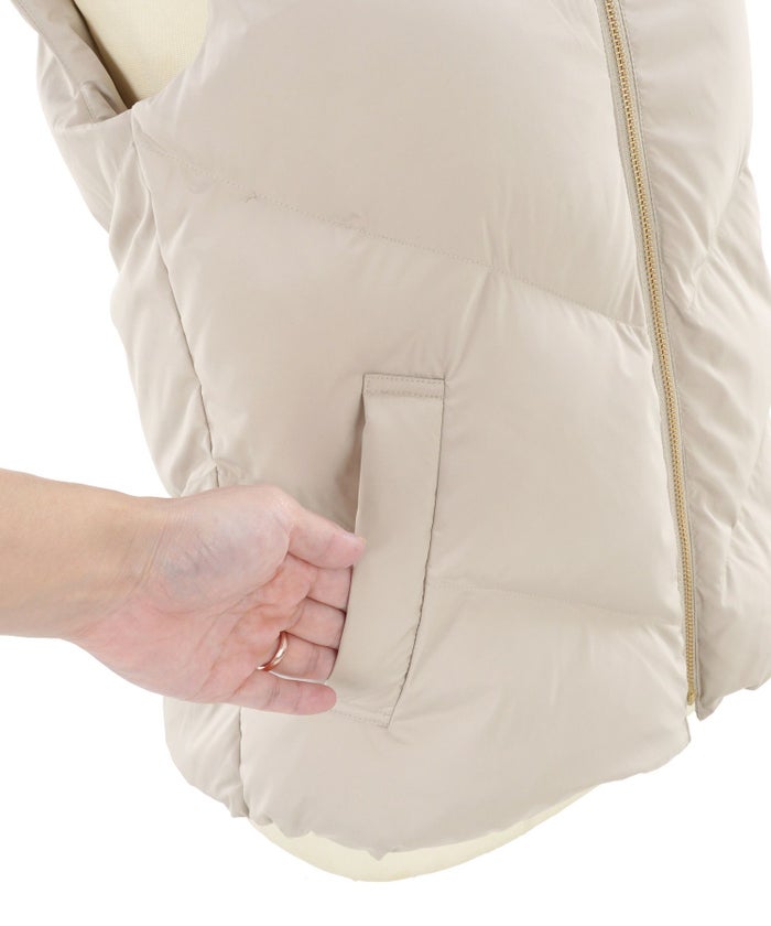 レディース/セレクト/アウター/中綿ダウン/ダウンベスト/ボリューム/フード/エコファー/軽い/保温/秋/冬/グレージュ/ベージュ/モカ/チャコール/ブラック