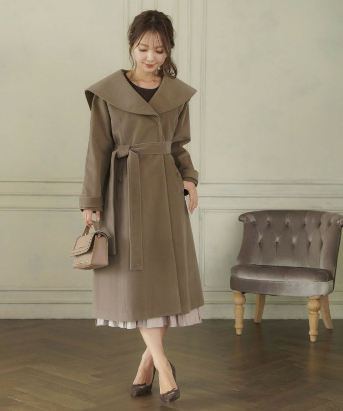 レディース/コート/アウター/冬/セーラーカラー/ベルト/くるみボタン/起毛/長袖/ベージュ/キャメル/ブラウン/クラシカル/フェミニンシック/大人可愛い