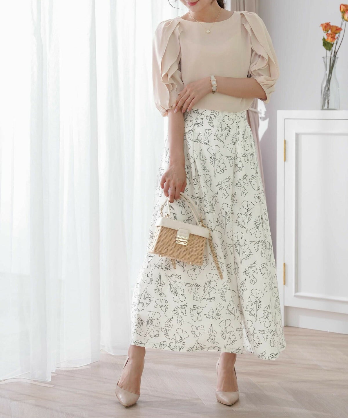 手洗い可/レディース/ボトムスボトムス/パンツ/テーパード/センタープレス/フルレングス/フリル/リボン/秋/冬/ピンクベージュ/ブルーグレー/ブラック/