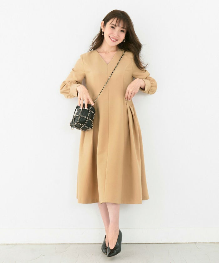 Vネック/パフスリーブ/切り替え/きれいめ