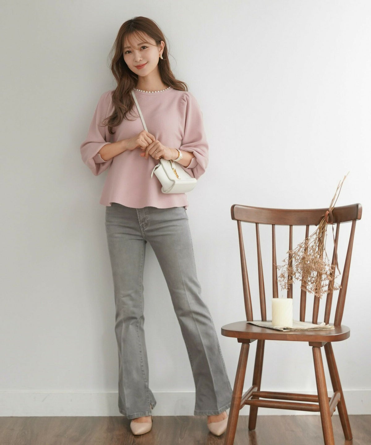 レディース/トップス/ニット/プルオーバー/ペプラム/パール/クルーネック/パフスリーブ/ギャザー/長袖/アイボリー/ピンク/ブラック