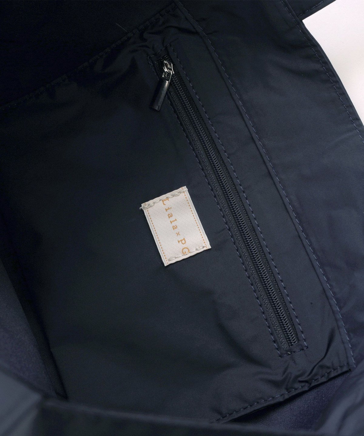 レディース/サブバック/A4/パール/スカラップ/上品/フォーマル/セレモニー/グッズ