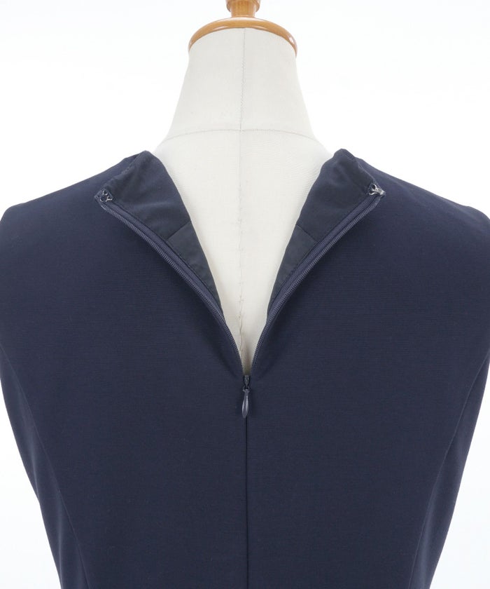 ティアードフリル/ポンチ素材/エレガント/パーティー/S/M/プリマシェレル/PrimaScherrer/レディース/ネイビー/ブラック/キレイめ/上品/お食事会/光沢感/フェミニン