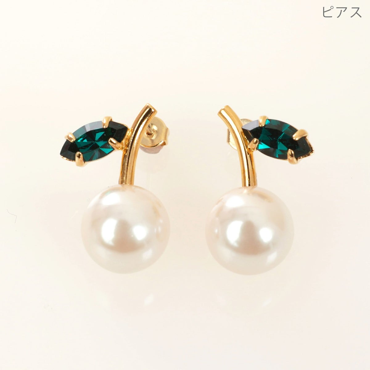 ポム ポム ピアス イヤリング Pomme Pomme Pierce Earring 真鍮 クリスタル プラパール チタンポスト りんご フルーツモチーフ ポム ポム ピアス イヤリング Pomme Pomme Pierce Earring （Liala）