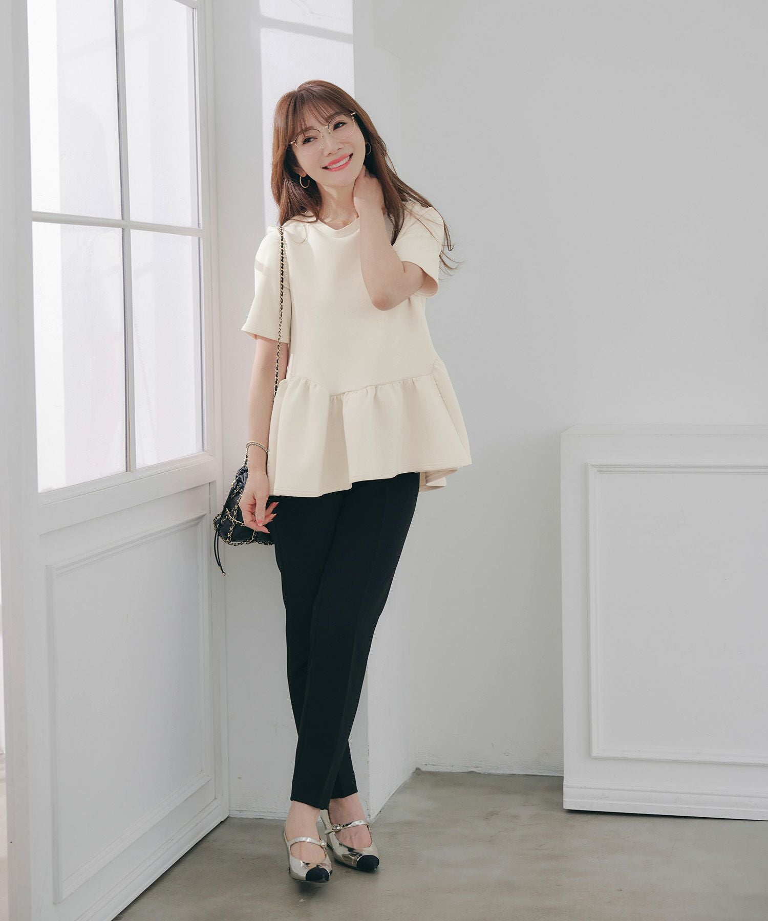 Liala×PG ペプラムダンボールニットプルオーバー　ネイビー　Sサイズ ダンボールニット 2段フリル ペプラム ノーカラージャケット Liala×PG