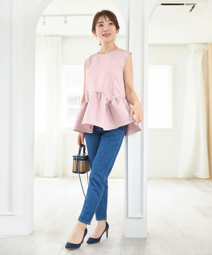 新色追加日本製ブラウスレディースオフィス無地ドット水玉おしゃれ白黒きれいめ春夏フレアエレガント可愛いジョイントスペース