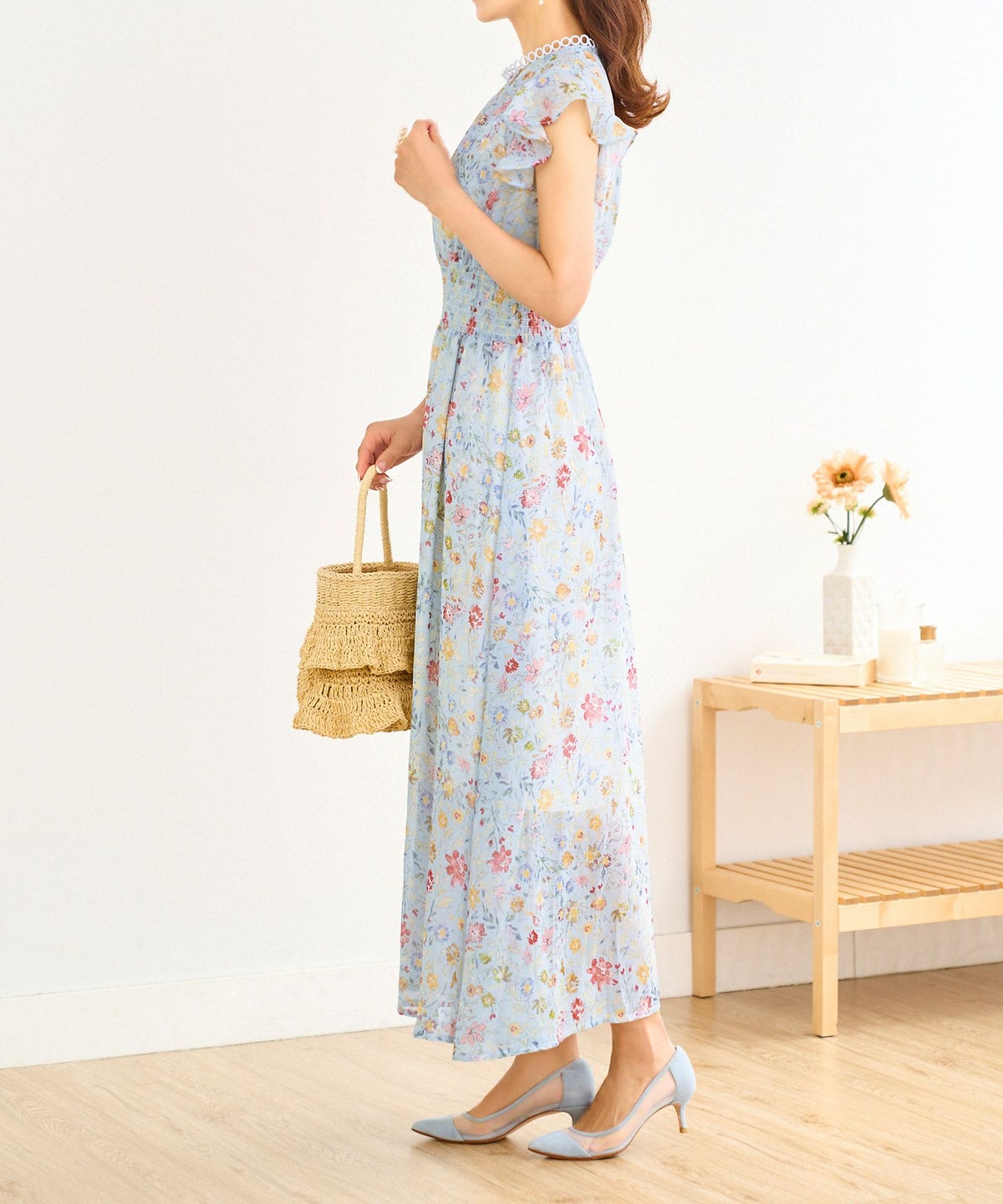 手洗い可/インナー付き/フラワー/ラッフルスリーブ/スタンドカラー/春/夏/秋口/フリーサイズ/プリマレディース/上品/エレガント/楊柳/シフォン/エアリー/ウエストゴム/シャーリング/お呼ばれ/デイリー/水彩/繊細/花柄プリント/アクセント/脚長/落ち感/透け/シアー/トレンド