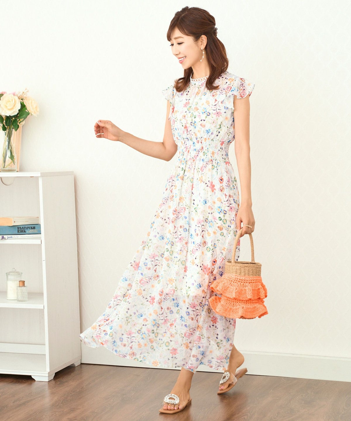 セレクト/レディース/鞄/雑貨/巾着付き/合成皮革/春/夏/涼し気/フリル/上品/華やか/ホワイト/ブラック/トート/ハンドバッグ/ミニトート/エレガント/透け感/シースルー/トレンド/花柄レース/普段使い/デイリー/インナーポーチ/マチ/収納/総レース/型崩れしにくい