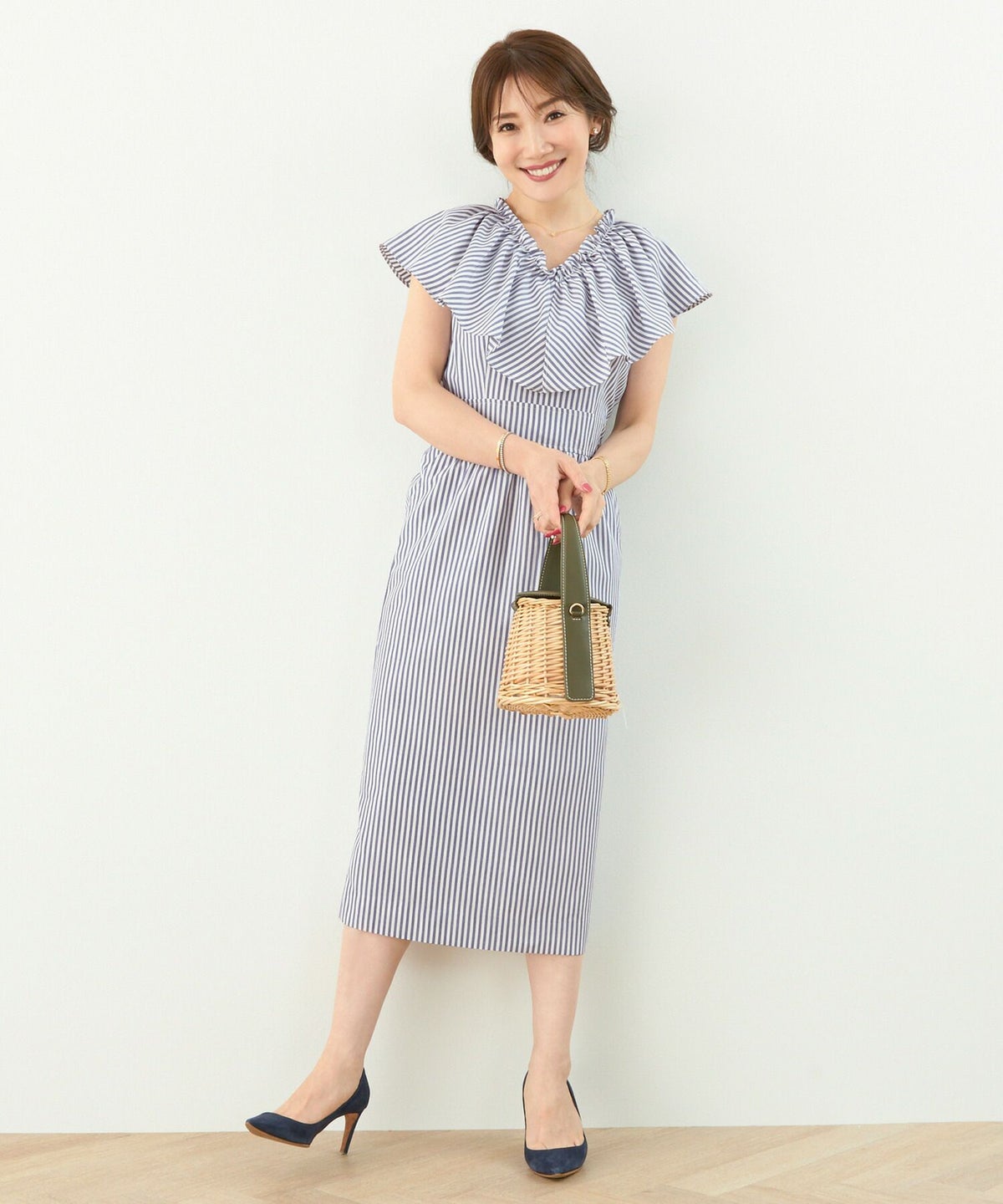 タイト/フリル襟/ウエストゴム/ポケット/スリット/春/夏/秋口