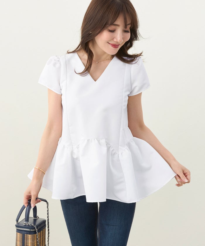 新色追加 手洗い可 日本製 大人カジュアル プチ袖 袖山ギャザー ペプラム 無地 ドット 光沢感 春 夏 秋口 ジョイントスペース プリンセスカットV衿ギャザー袖ブラウス Liala×PG