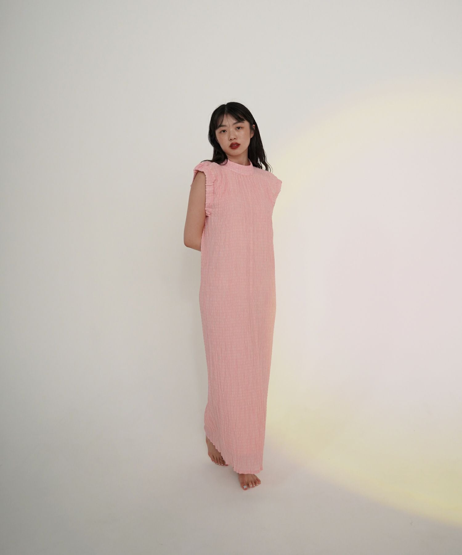 ギャザースリーブ シャーリングワンピース TINA：JOJUN 全2色｜tnj311