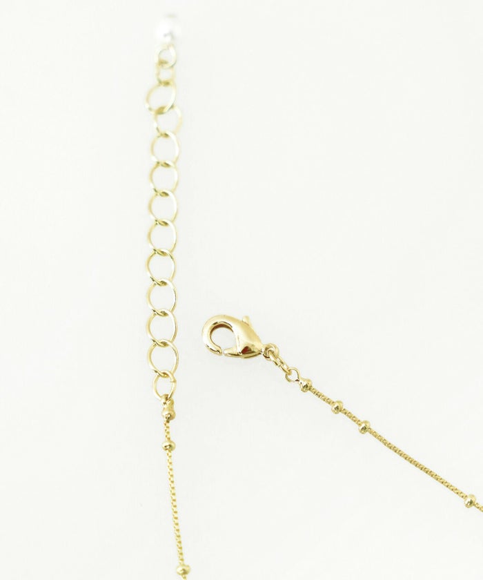 小物/アクセサリー/ジュエリー/ブレスレット/グッズ/モチーフ/蝶々/バタフライ/ゴールド/チェーン/ドットチェーン/サテライトチェーン/パール/上品/エレガント/綺麗