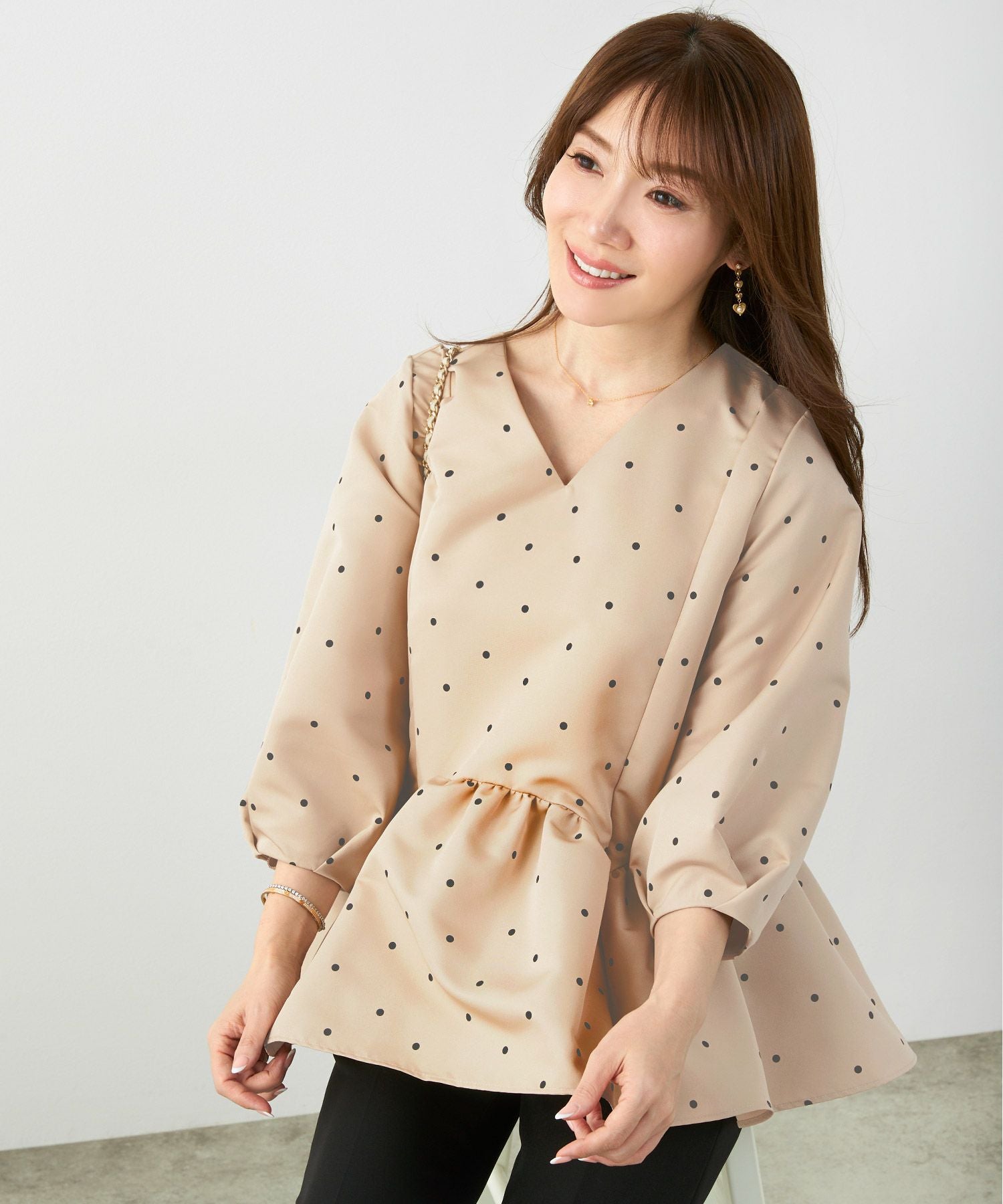 限定Price！SALE スカラップ切り替え 8分袖 ブラウス Liala×PG 全10色