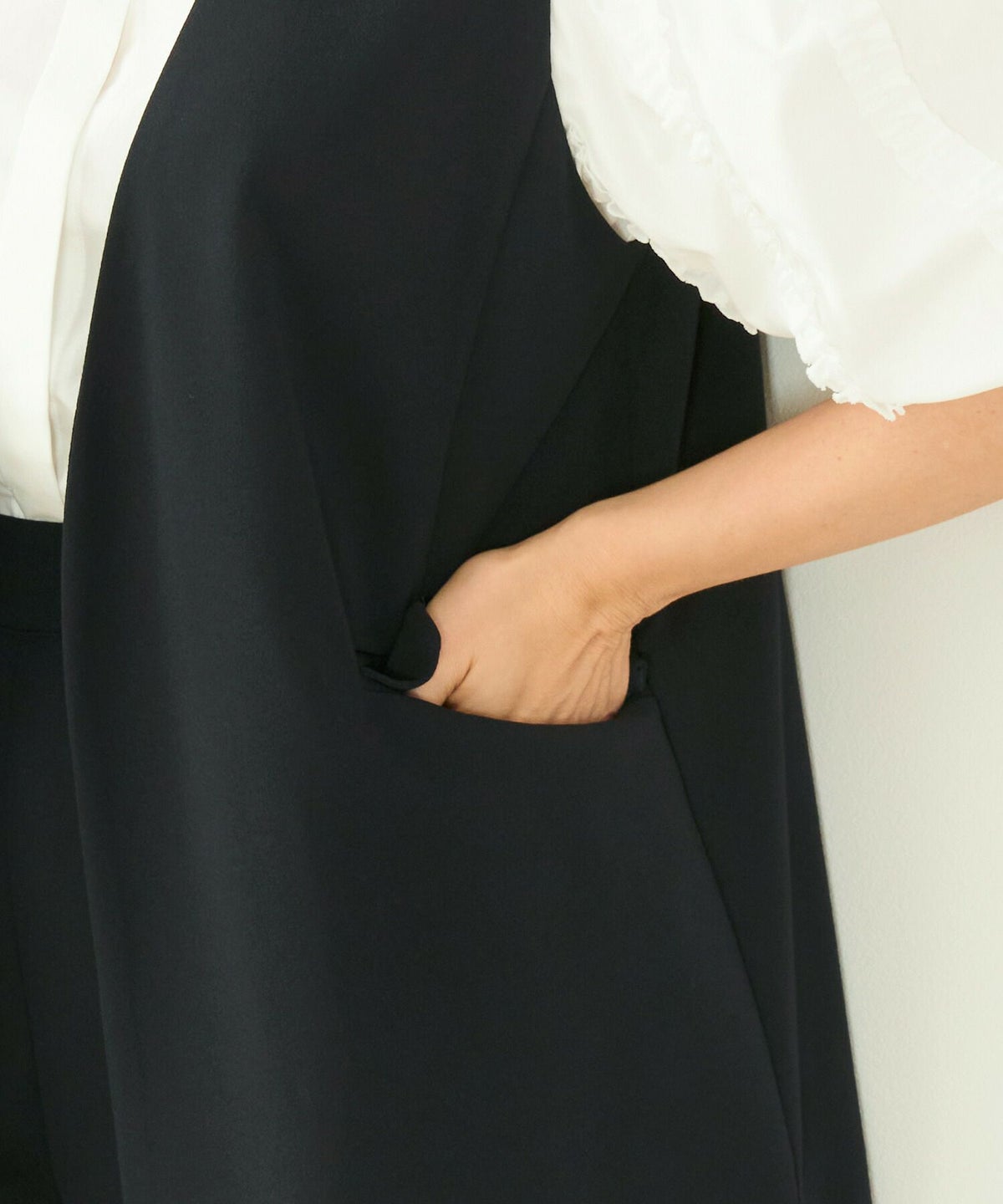 手洗い可/セットアップ対応/ベスト/ノーカラー/スリット/ボタンレス/シンプル