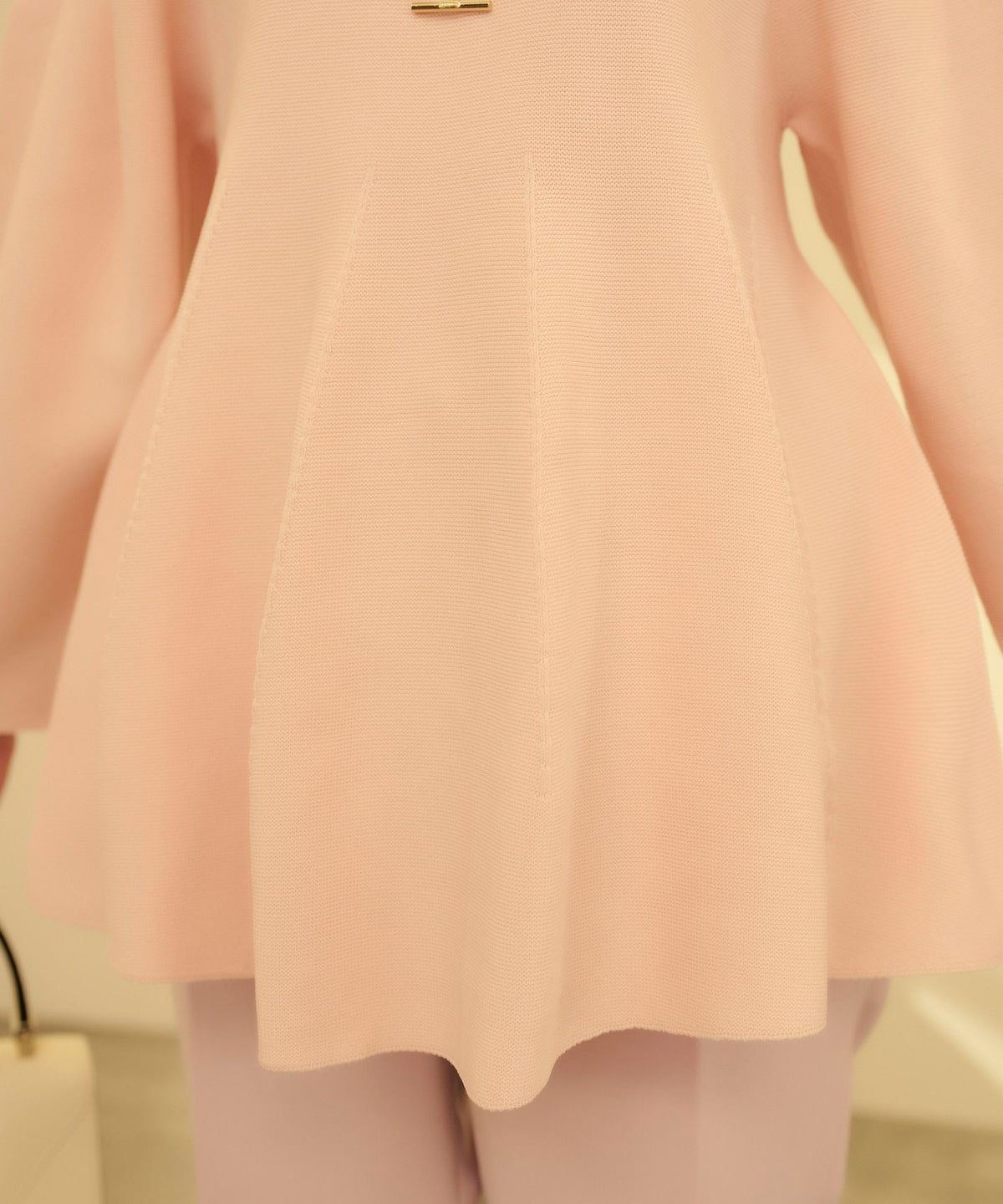 手洗い可/袖山タック/パフスリーブ/フレア/ラウンドネック/トップス/上品/長袖