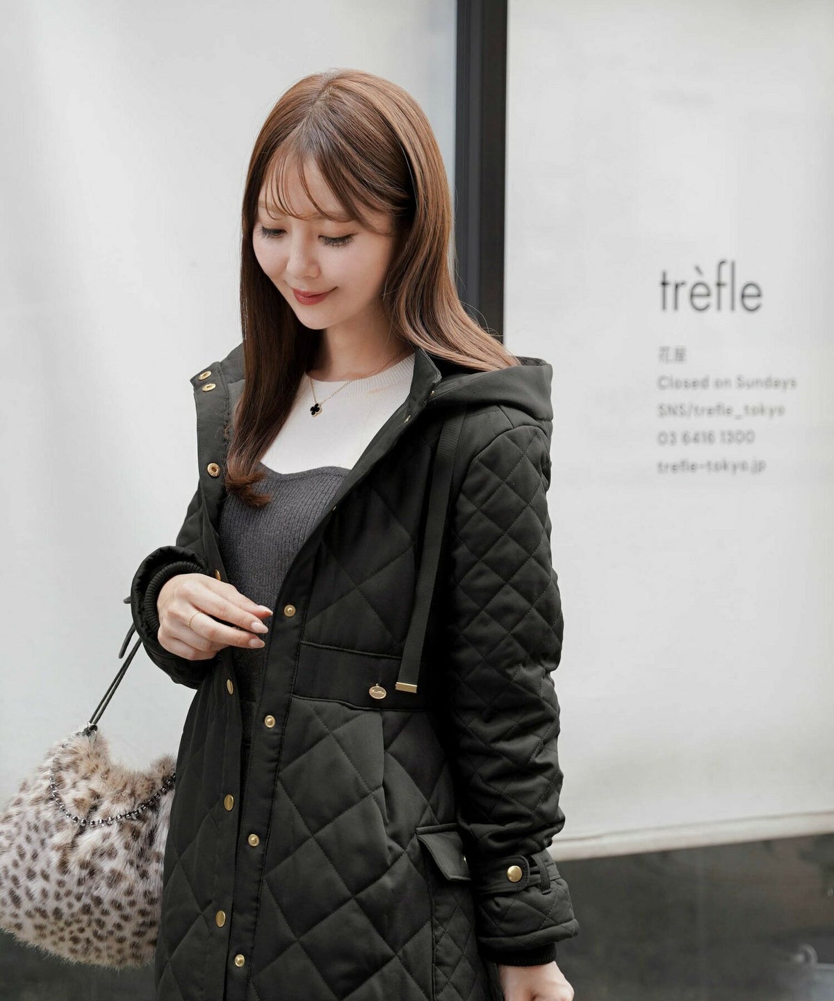 レディース/アウター/コート/ロングコート/ダウン/フェイウダウン/中綿/キルティング/ステッチ/リブ/袖リブ/長袖/防寒/フード/フ―ディー/ヨーク/リボン/ベルト/ポケット/冬/