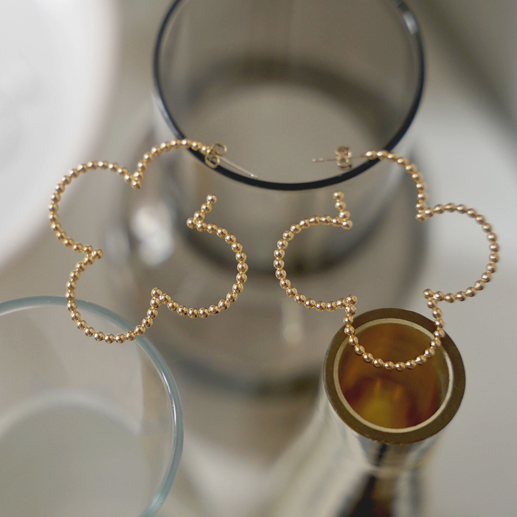 スタッズ クローバー フープ ピアス イヤリング Studs Clover Hoop