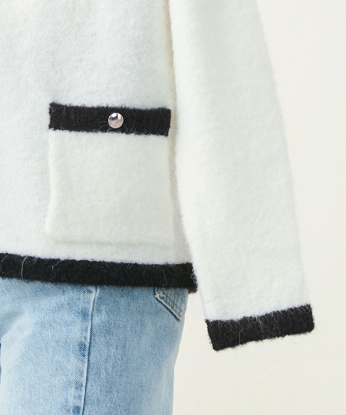 手洗い可/長袖/ラウンドネック/ゴールドボタン/ふわふわ/ポケット/エレガント