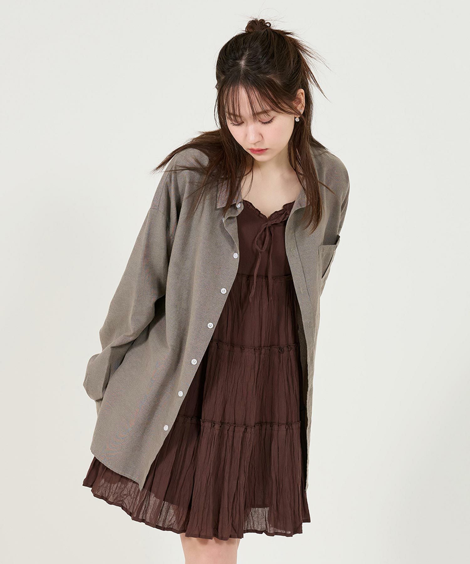 ユニセックス エンブレム刺繍入りシャツ TINA：JOJUN 全6色｜tnj811