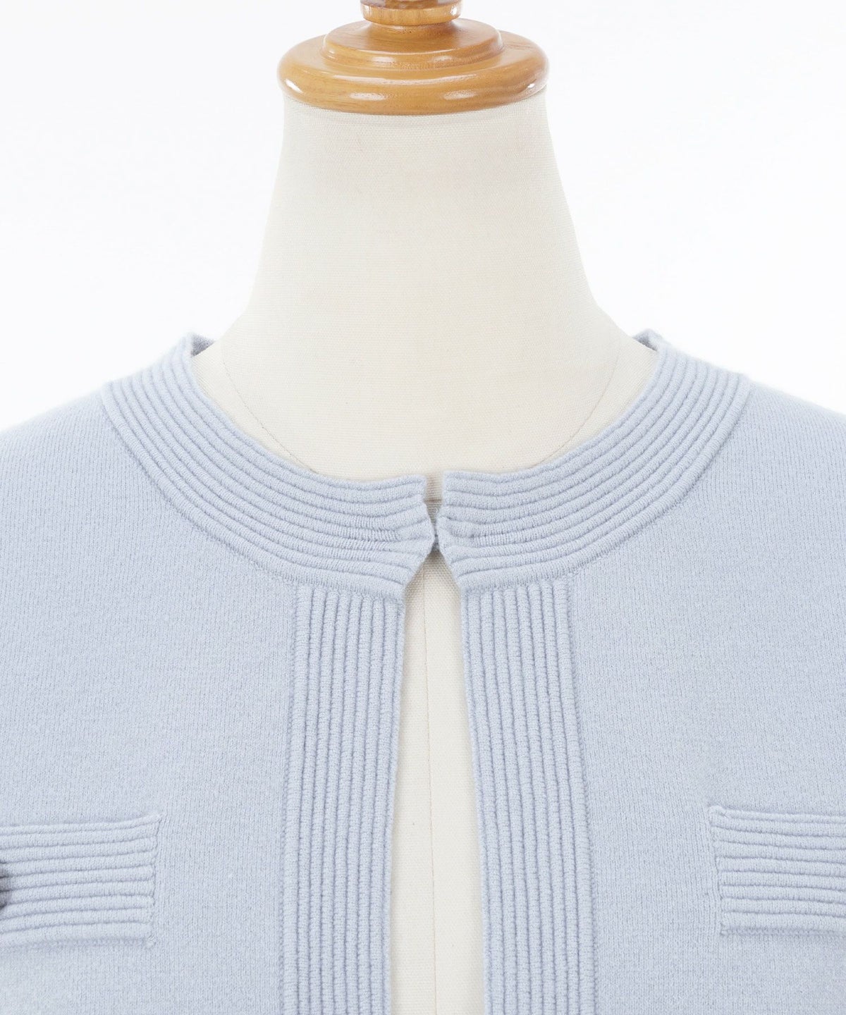 トップス/ニット/カーディガン/ジャケット風/長袖/金ボタン/ホワイト/サックス/ブラック/上品/エレガント/S/M/秋/冬/春