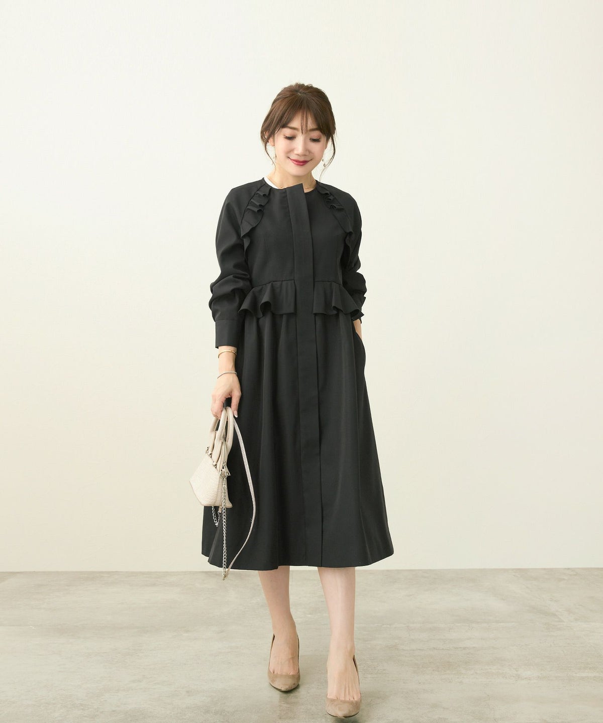 軽量/ライトアウター/オケージョン/羽織/長袖/袖口カフス/ポケット付き/ウエストフリル/S/M/L