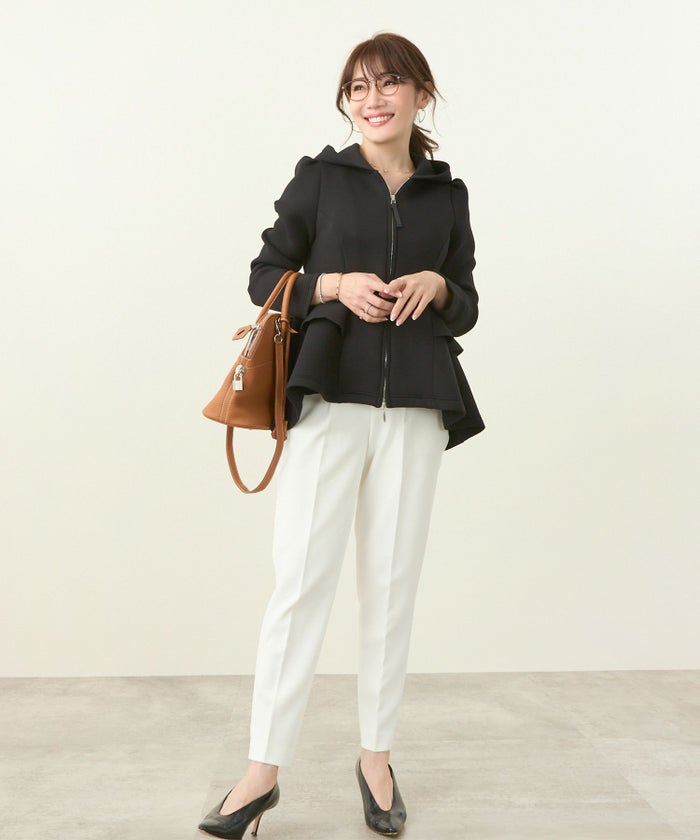 ライトアウター/羽織/大人カジュアル/上品/ファスナー/アウター/パーカー/ポケット/ダブルジップ/2段ペプラム/フリル/ティアード/コート