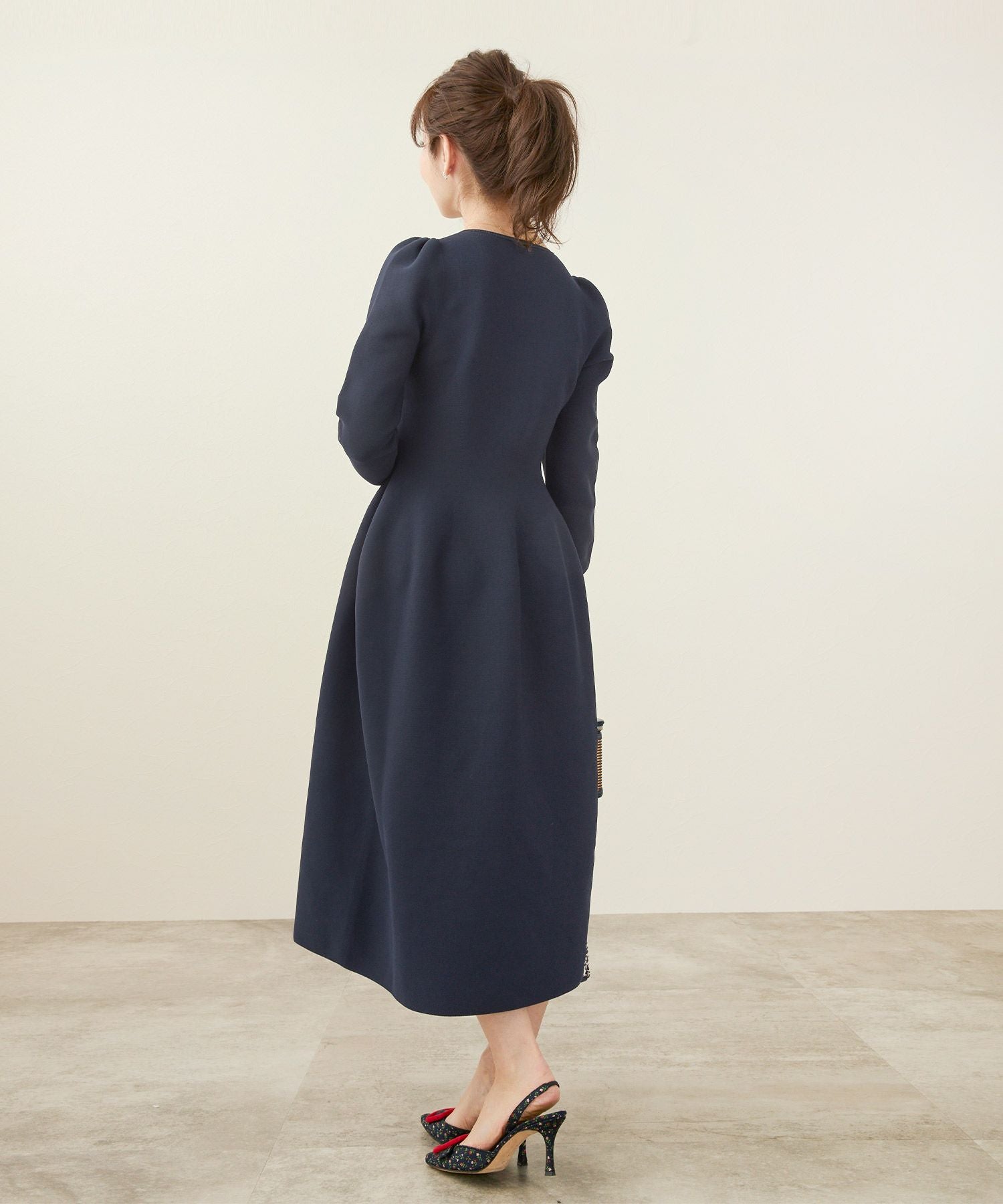 ホールガーメント パフスリーブ ワンピース ホールガーメント パフスリーブ ワンピース