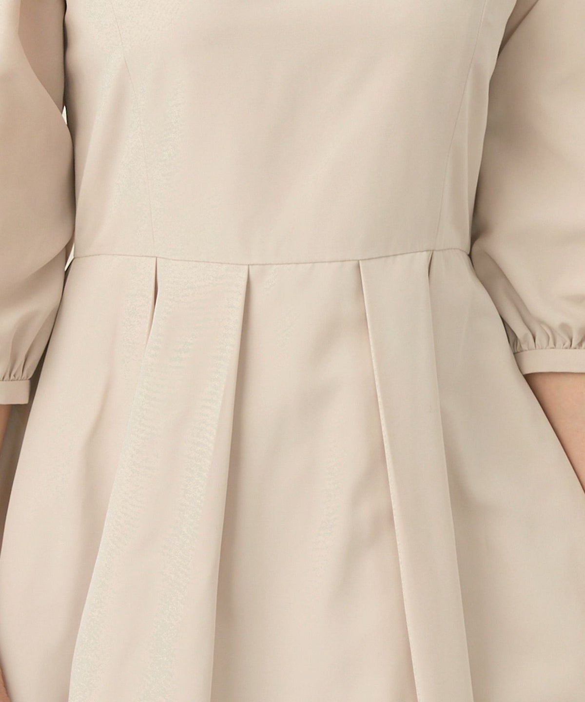 手洗い可/七分袖/ミドル丈/タック入り/くるみ釦/大人可愛い/上品