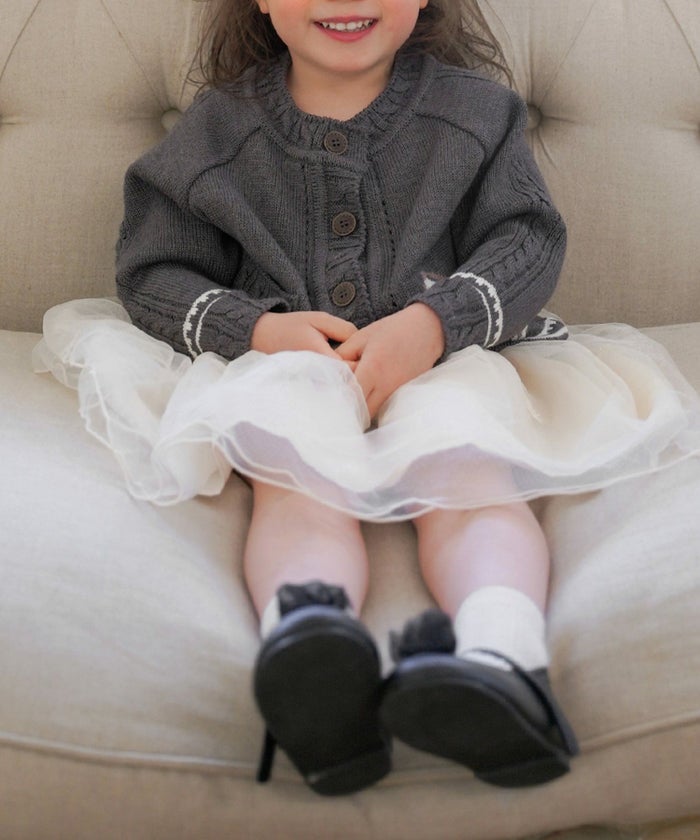 レディース/子供/カーディガン/ケーブル/木馬/ジャガード/長袖/親子リンク/親子コーデ/おそろい/キッズ/ホワイト/チャコール/Vネック/前あき/配色/バックデザイン/春/秋/冬/羽織