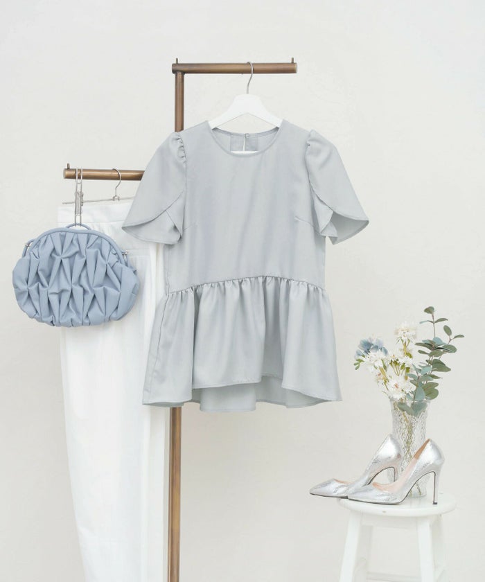 手洗い可/日本製/イレヘム/ラウンドネック/袖コンシャス/ギャザーペプラム/フェミニン/大人フェミニン