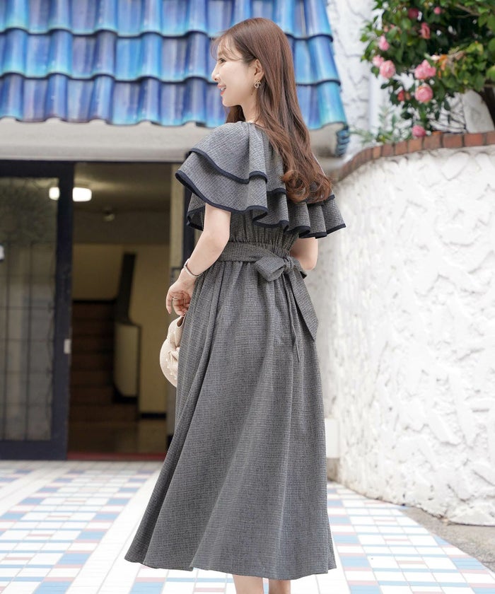 レディース/ワンピース/フリル/パイピング/パール/前あき/夏休み/海/お出かけ/リゾート/イエロー/ブルーグレー/グレー/華やか/夏/春/ハワイ/Hawaii/上品/エレガント/ピンク/可愛い/ヒット商品/トレンド/新色/ピンク/チャコール/サマー/バケーション