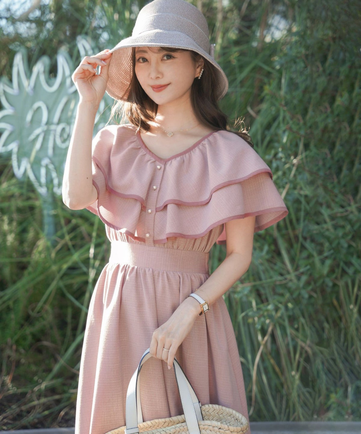 レディース/ワンピース/フリル/パイピング/パール/前あき/夏休み/海/お出かけ/リゾート/イエロー/ブルーグレー/グレー/華やか/夏/春/ハワイ/Hawaii/上品/エレガント/ピンク/可愛い/ヒット商品/トレンド/新色/ピンク/チャコール/サマー/バケーション