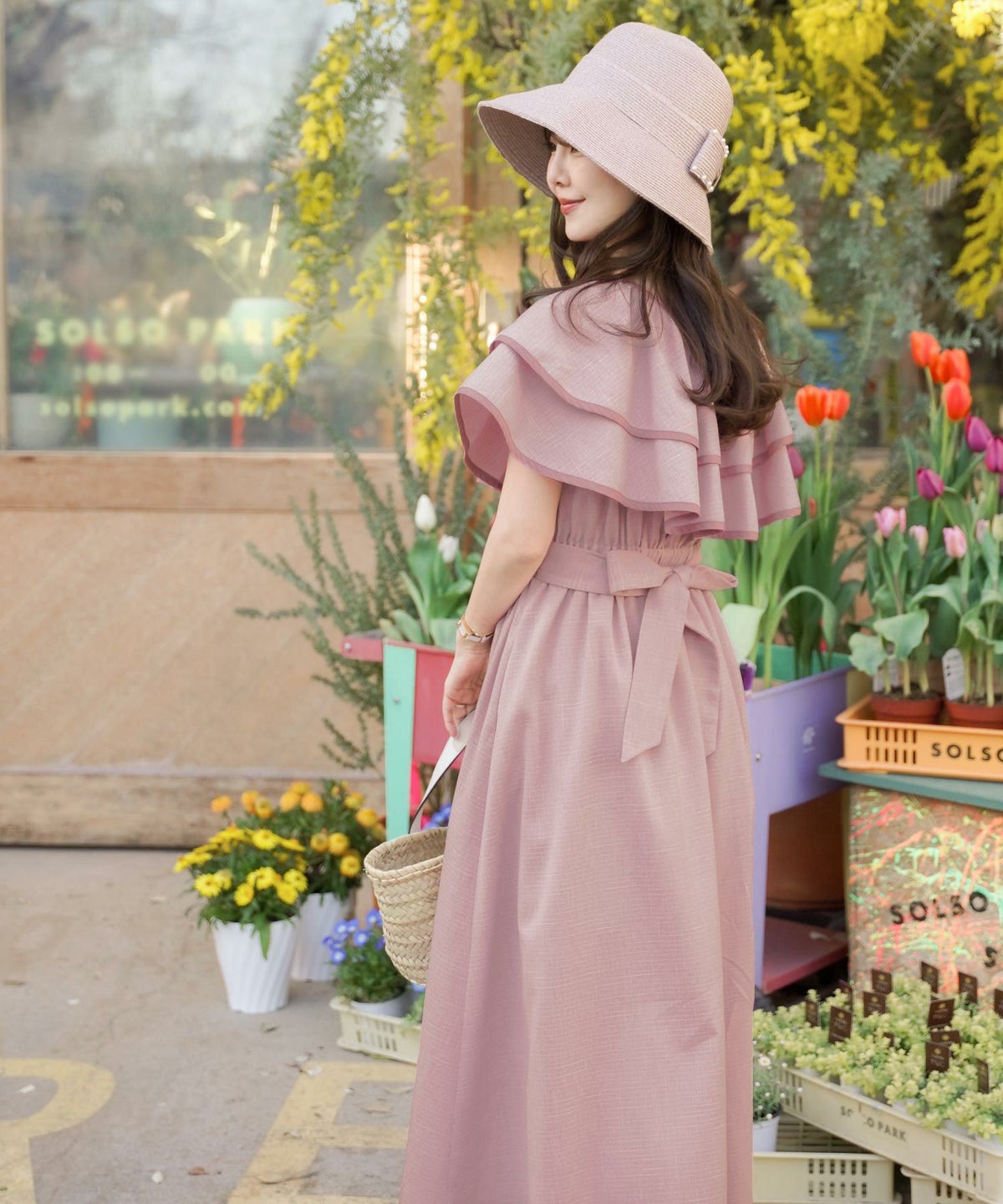 レディース/ワンピース/フリル/パイピング/パール/前あき/夏休み/海/お出かけ/リゾート/イエロー/ブルーグレー/グレー/華やか/夏/春/ハワイ/Hawaii/上品/エレガント/ピンク/可愛い/ヒット商品/トレンド/新色/ピンク/チャコール/サマー/バケーション