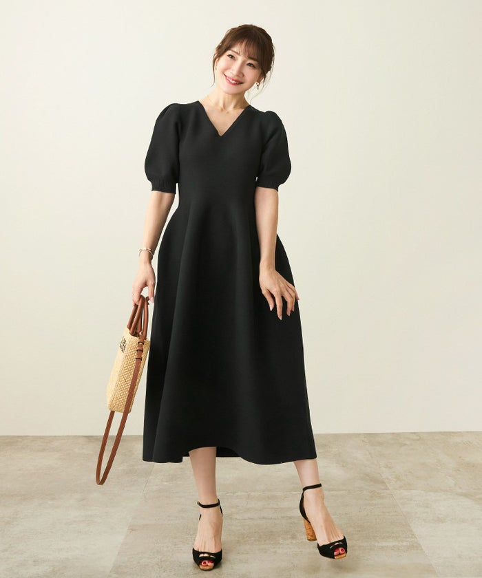 手洗い可/日本製/Vネック/ふんわり/ミモレ丈/袖山ギャザー/パフ袖/大人可愛い/上品/きれいめ/シンプル/リラックス/美ライン