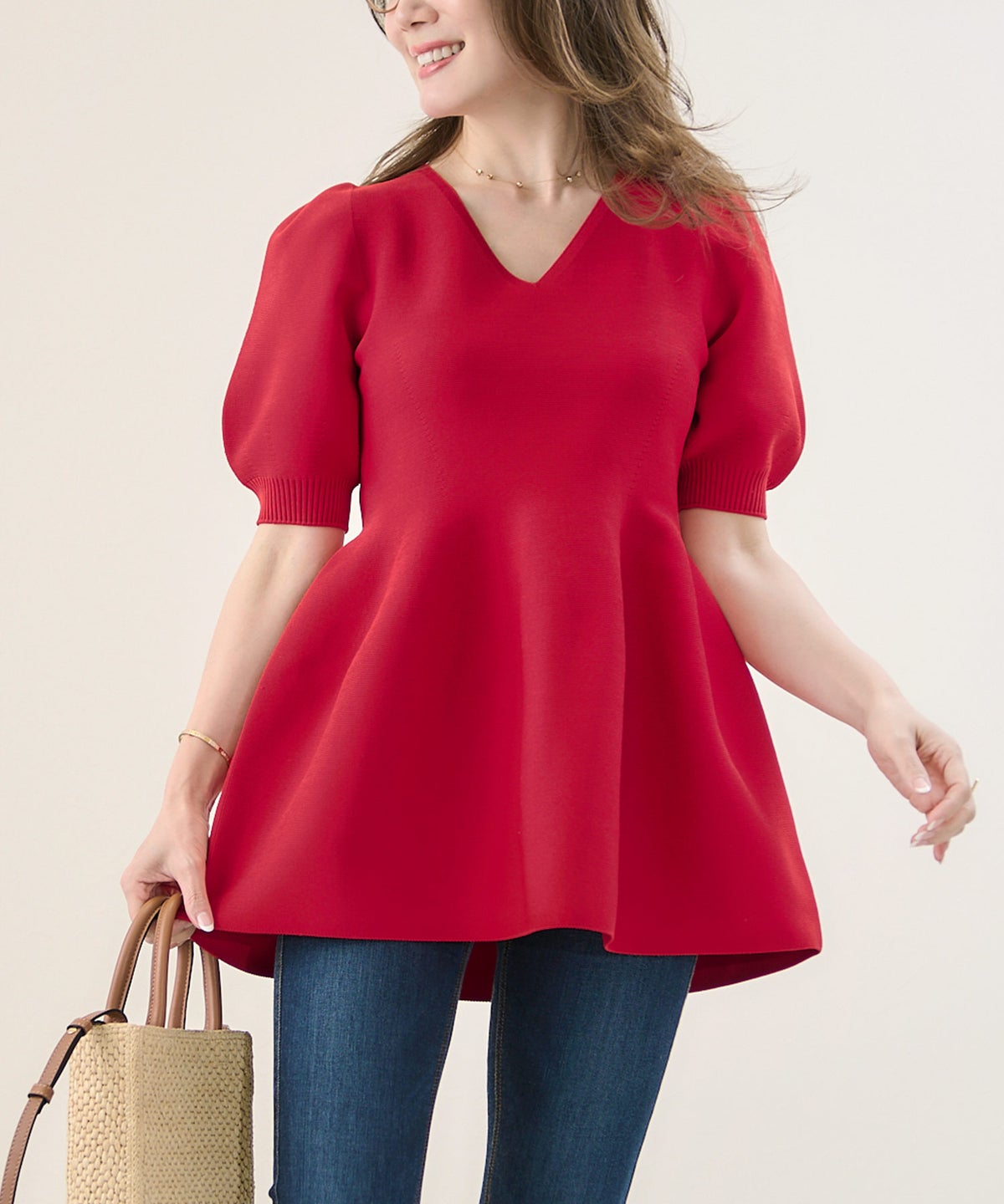 手洗い可/日本製/Vネック/ふんわり/チュニック/袖山ギャザー/パフ袖/大人可愛い/上品/きれいめ/シンプル/リラックス/体型カバー/美ライン/フレア