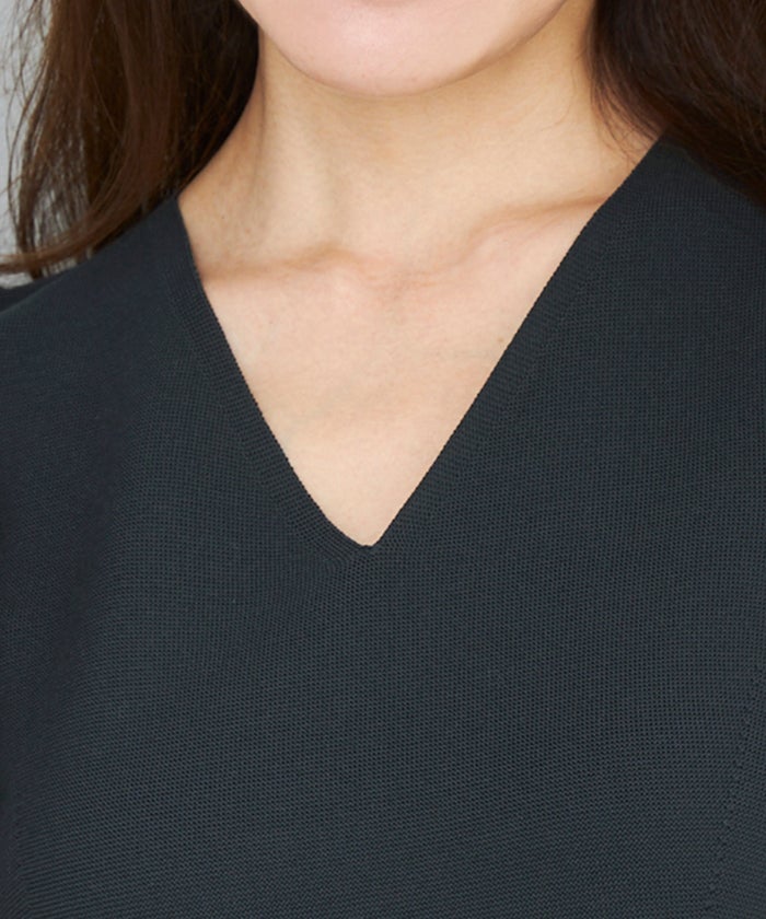 手洗い可/日本製/Vネック/ふんわり/チュニック/袖山ギャザー/パフ袖/大人可愛い/上品/きれいめ/シンプル/リラックス/体型カバー/美ライン/フレア