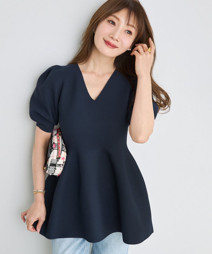 手洗い可/日本製/Vネック/ふんわり/チュニック/袖山ギャザー/パフ袖/大人可愛い/上品/きれいめ/シンプル/リラックス/体型カバー/美ライン/フレア