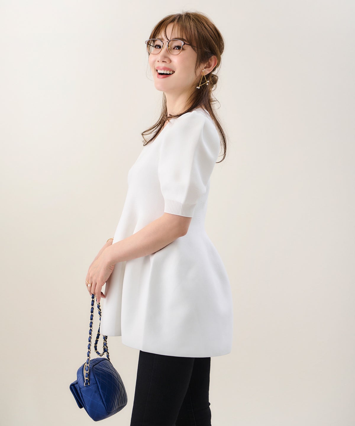 手洗い可/日本製/Vネック/ふんわり/チュニック/袖山ギャザー/パフ袖/大人可愛い/上品/きれいめ/シンプル/リラックス/体型カバー/美ライン/フレア