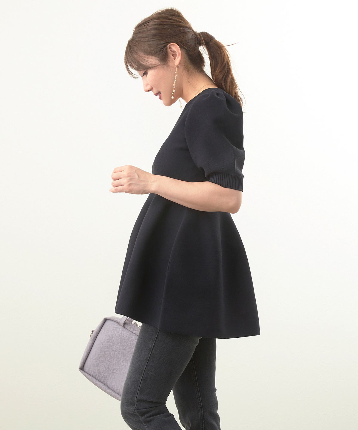 手洗い可/日本製/Vネック/ふんわり/チュニック/袖山ギャザー/パフ袖/大人可愛い/上品/きれいめ/シンプル/リラックス/体型カバー/美ライン/フレア