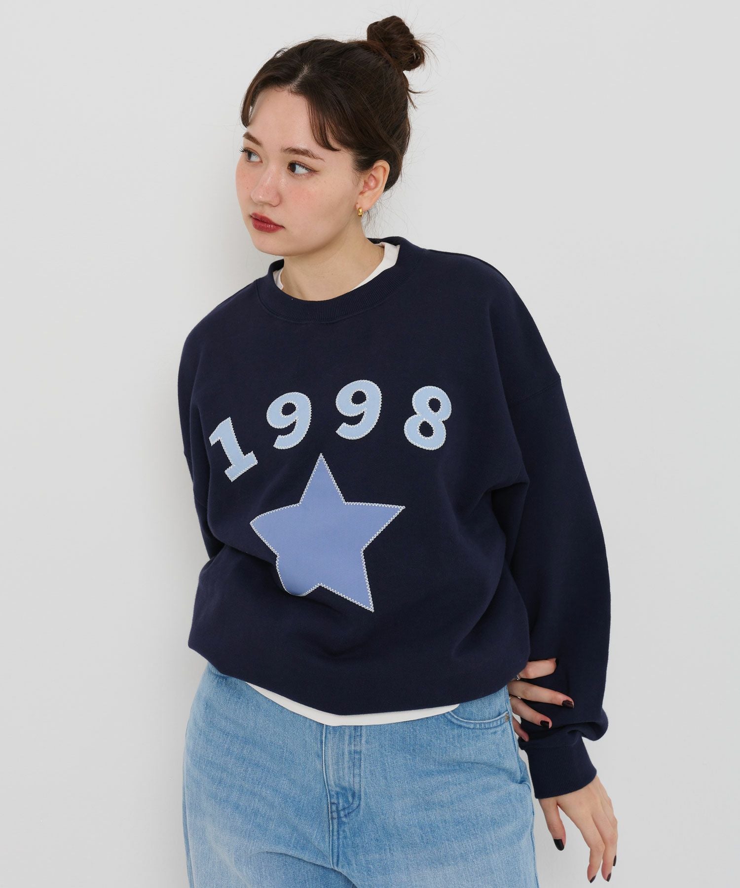 ユニセックス ロゴスウェット TINA：JOJUN 全4色｜tnj531-0676【15】