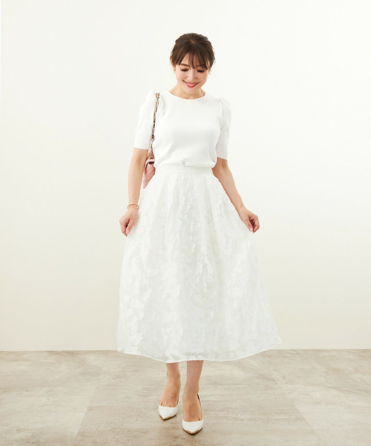 手洗い可/日本製/半袖/シンプル/サマーニット/パフスリーブ/着回し/袖山ギャザー/袖口リブ/ラウンドネック/綿混