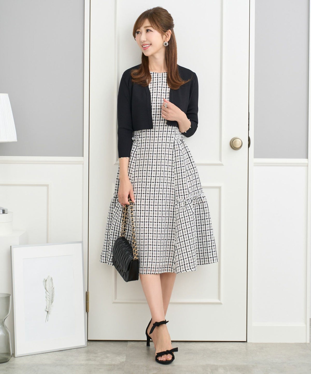 ワンピース/シアーチェック/フリル/ティアード/ノースリーブ/上品/フレア/グリーン/緑/ベージュ/ブラック/黒/S/M/春/夏/秋/可愛い/かわいい/華やか/大人/