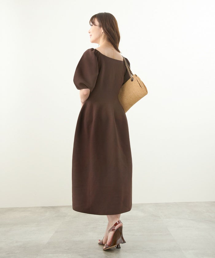 手洗い可/日本製/スクエア/フレア/ふんわり/ミモレ丈/パフ袖/大人可愛い/上品/きれいめ/シンプル/リラックス/美ライン