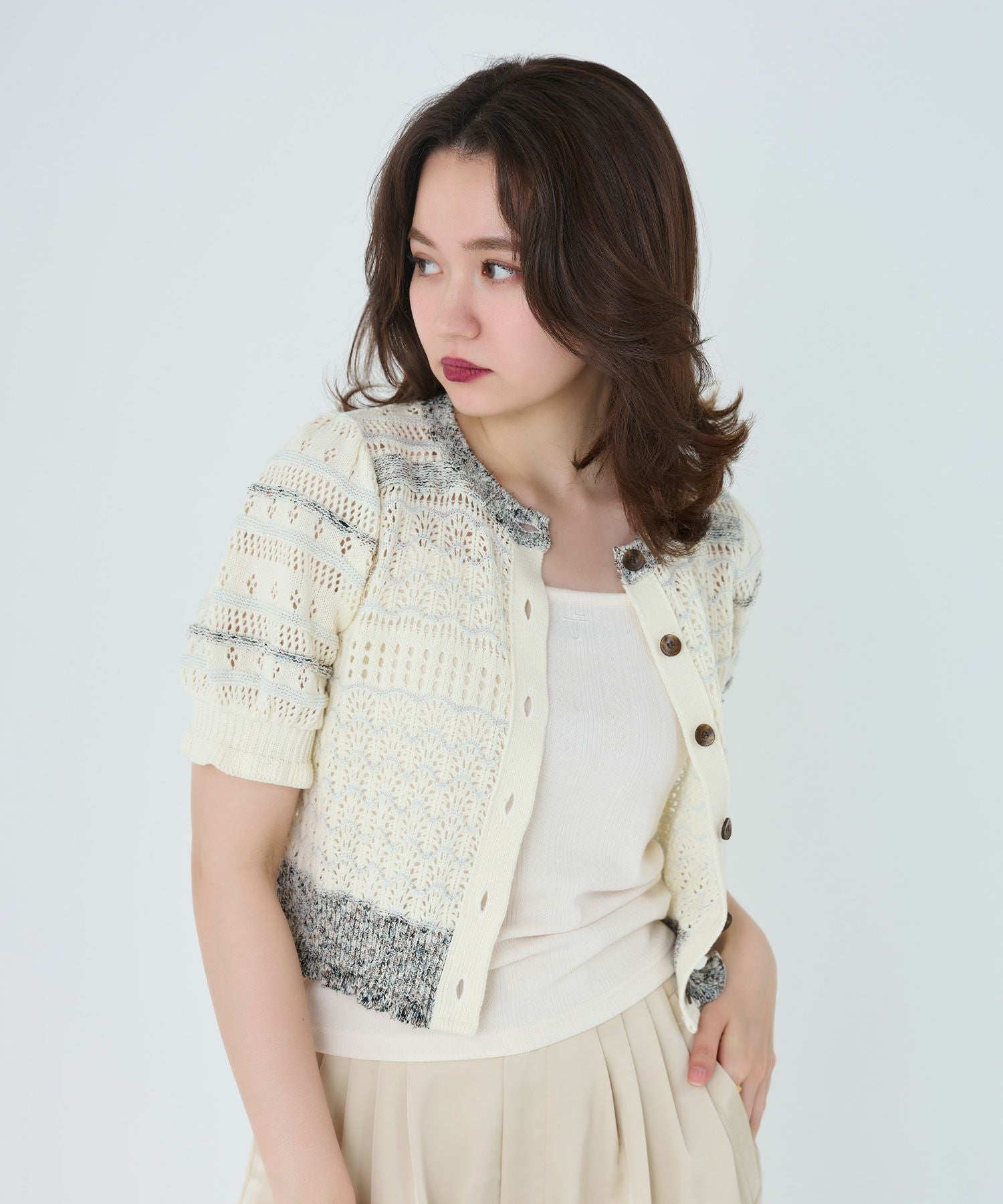 TINA:JOJUN グレー 花柄刺繍 カーディガン GWSALE パフスリーブ 透かし編みカーディガン TINA：JOJUN 全3色