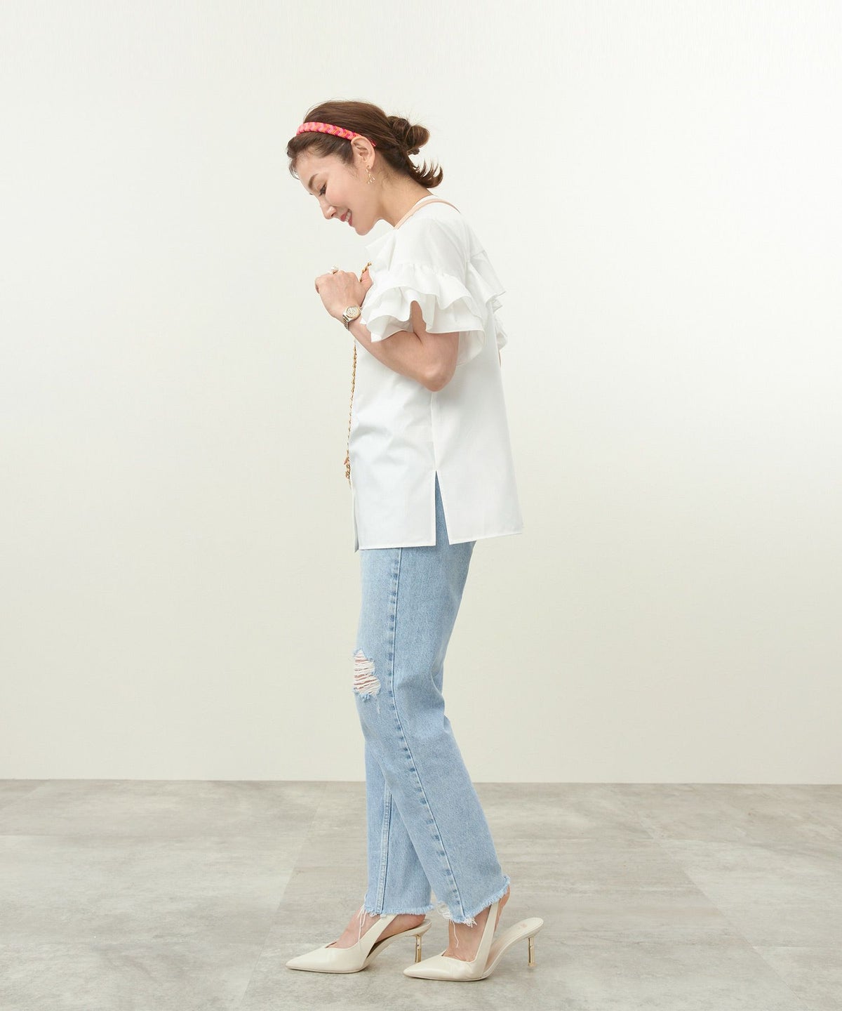 手洗い可/サイドスリット/比翼仕立て/袖フリル/フェミニン/大人可愛い/フレンチスリーブ/上品/トップス